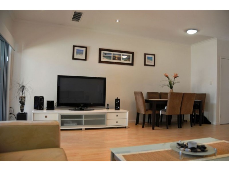 3/100 Bride Street, Wynnum QLD 4178