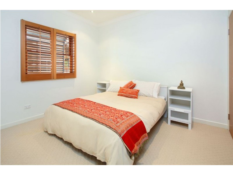 37 Stewart Street, Hawthorne QLD 4171