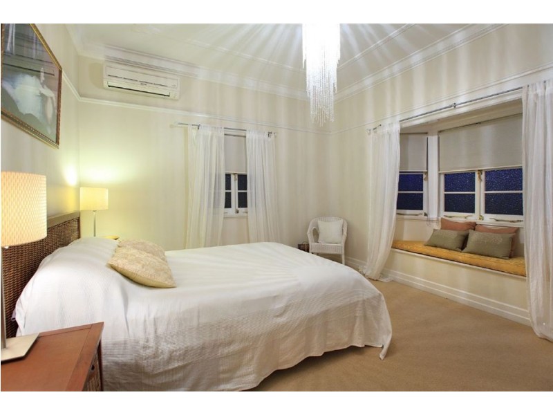 22 Goulburn Street, Hawthorne QLD 4171