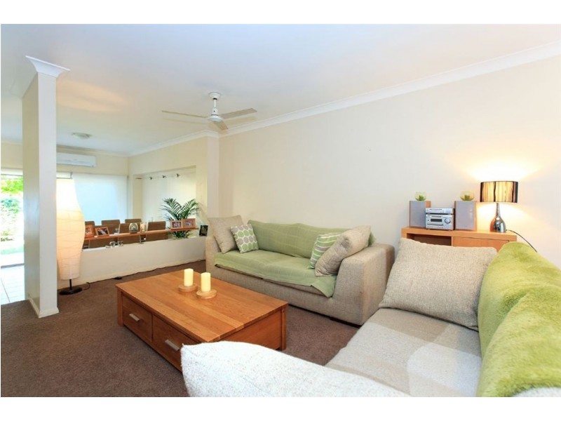 93 Coutts Street, Bulimba QLD 4171