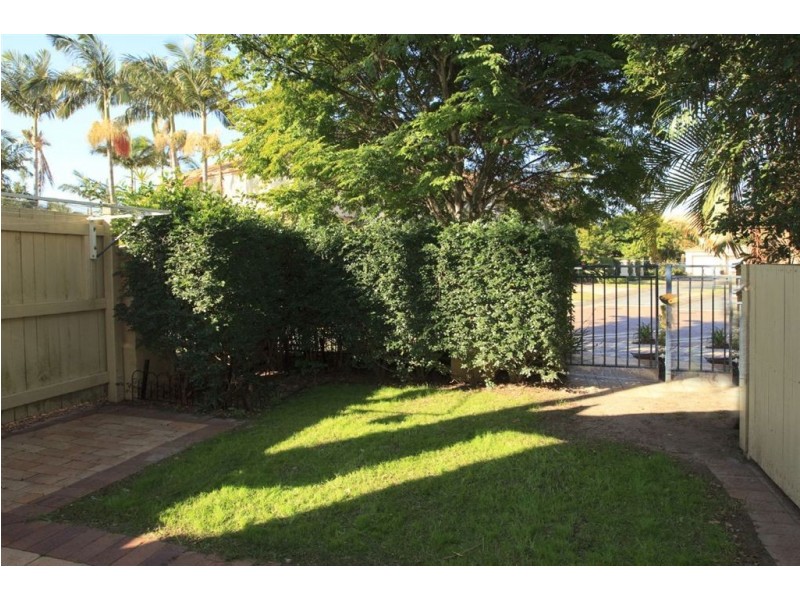 93 Coutts Street, Bulimba QLD 4171