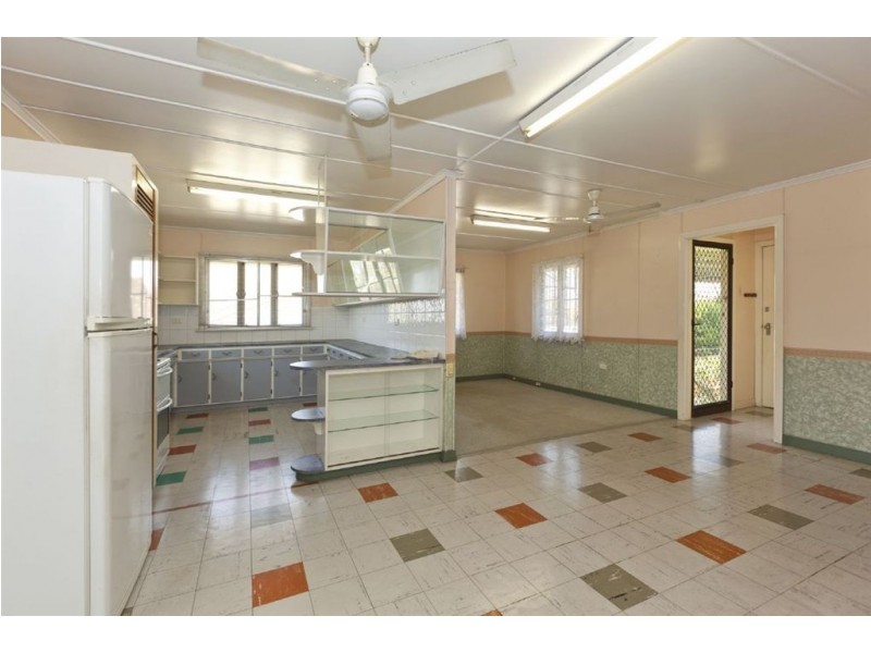 19 Aloomba Street, Balmoral QLD 4171