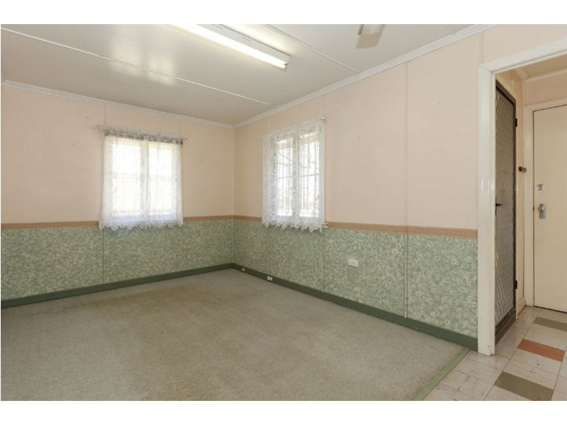 19 Aloomba Street, Balmoral QLD 4171