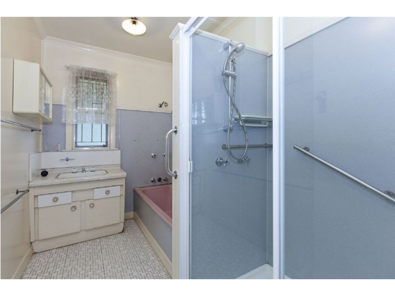 19 Aloomba Street, Balmoral QLD 4171