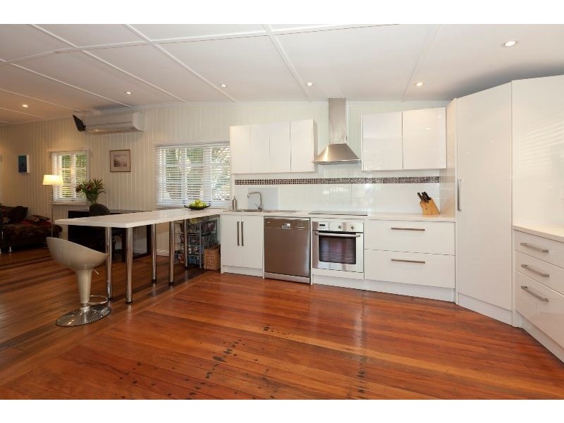 57 Cowper Street, Bulimba QLD 4171