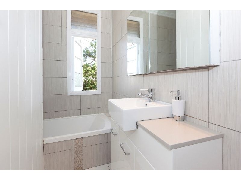 57 Cowper Street, Bulimba QLD 4171