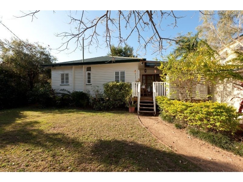 57 Cowper Street, Bulimba QLD 4171