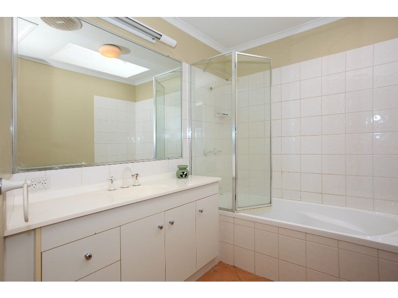 147 Fifth Avenue, Balmoral QLD 4171