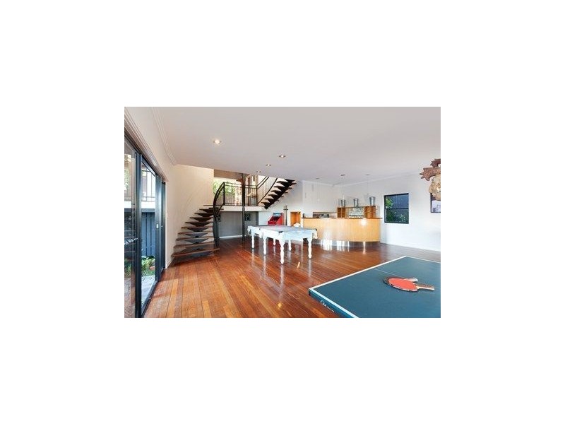 39 Victoria Street, Balmoral QLD 4171