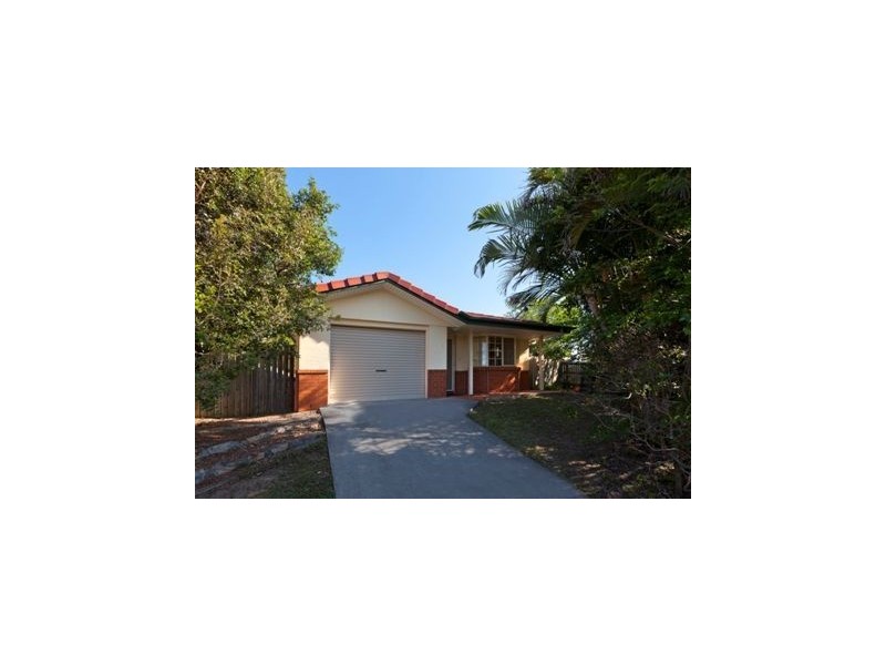 15 Viminal Crescent, Seven Hills QLD 4170