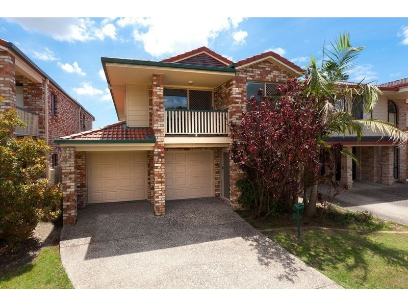 13 Araluen Place, Carindale QLD 4152