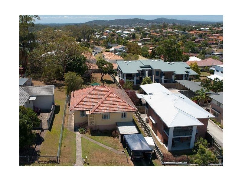 40 Cambridge Street, Carina Heights QLD 4152