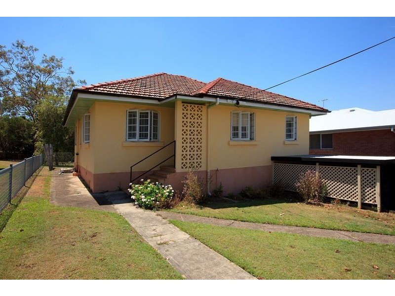 40 Cambridge Street, Carina Heights QLD 4152