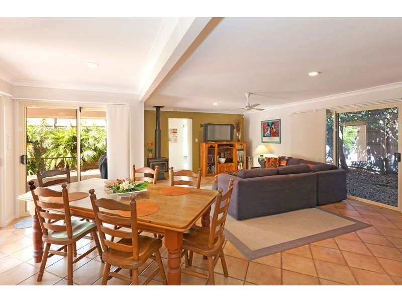 15 Turnberry Place, Carindale QLD 4152