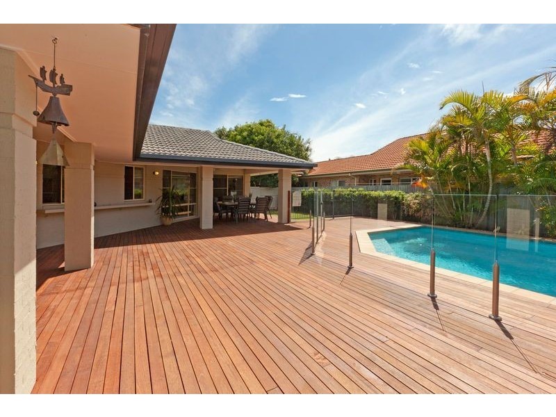 15 Turnberry Place, Carindale QLD 4152