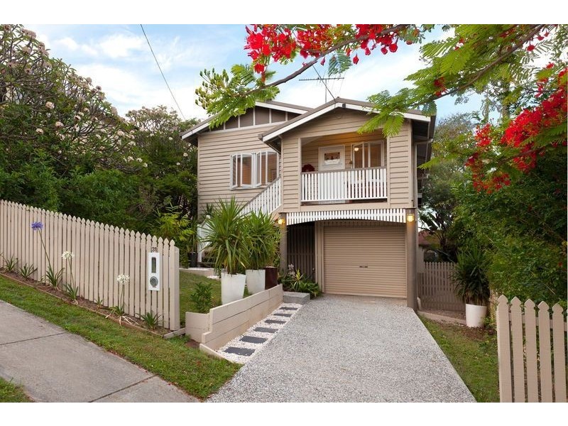 31 Forbes Street, Hawthorne QLD 4171