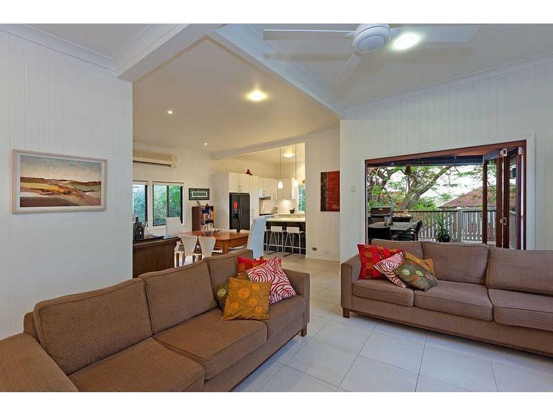 31 Forbes Street, Hawthorne QLD 4171