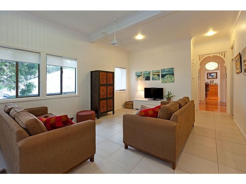 31 Forbes Street, Hawthorne QLD 4171