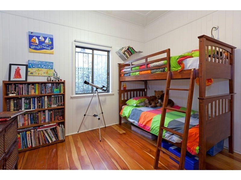 31 Forbes Street, Hawthorne QLD 4171