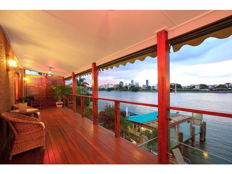 20 Wynnum Road, Norman Park QLD 4170