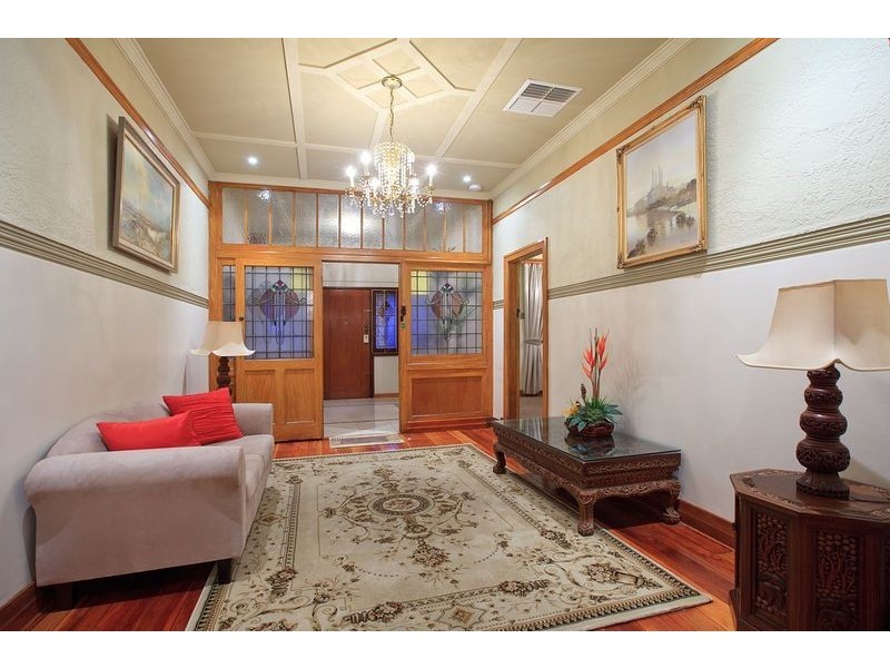 20 Wynnum Road, Norman Park QLD 4170