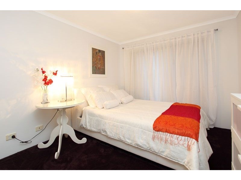 17/55 Harries Road, Coorparoo QLD 4151