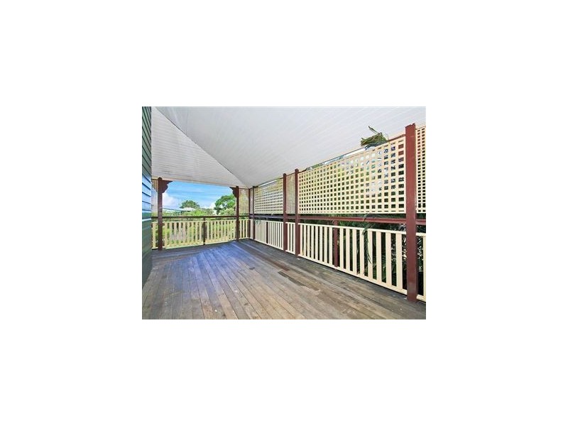 6 Halifax Street, Coorparoo QLD 4151