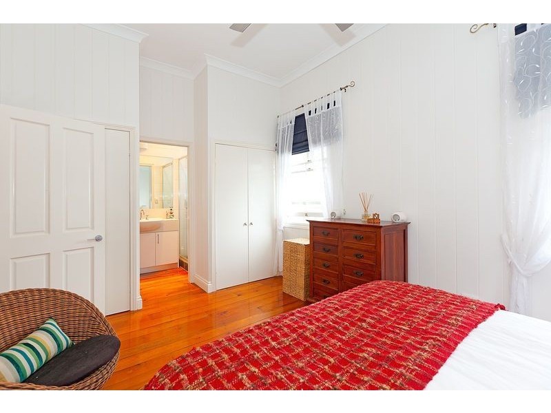 10 Eureka Street, Kelvin Grove QLD 4059