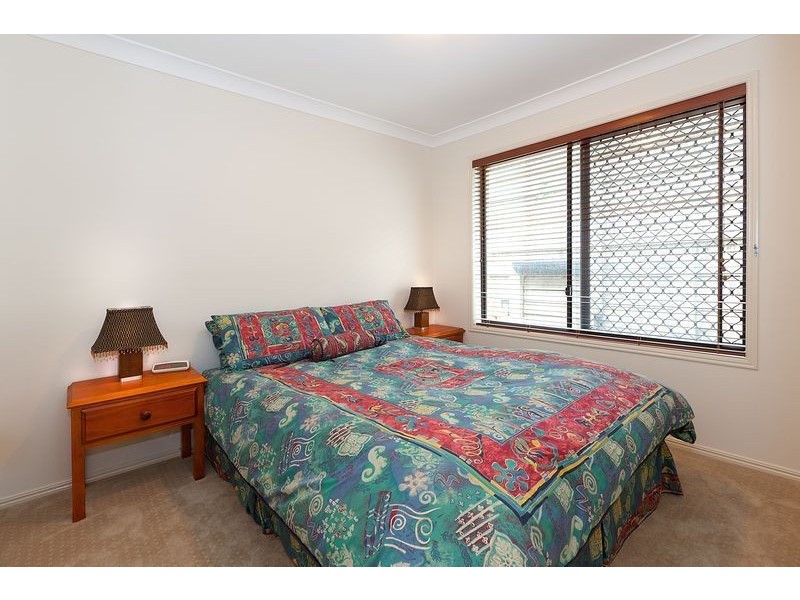 27 Aspen Street, Carindale QLD 4152