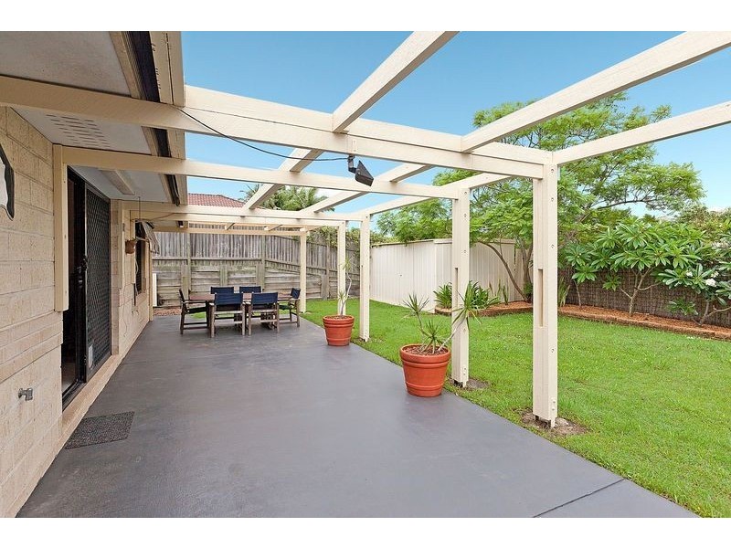 27 Aspen Street, Carindale QLD 4152