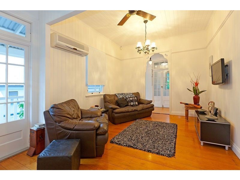 29 Hilton Street, East Brisbane QLD 4169