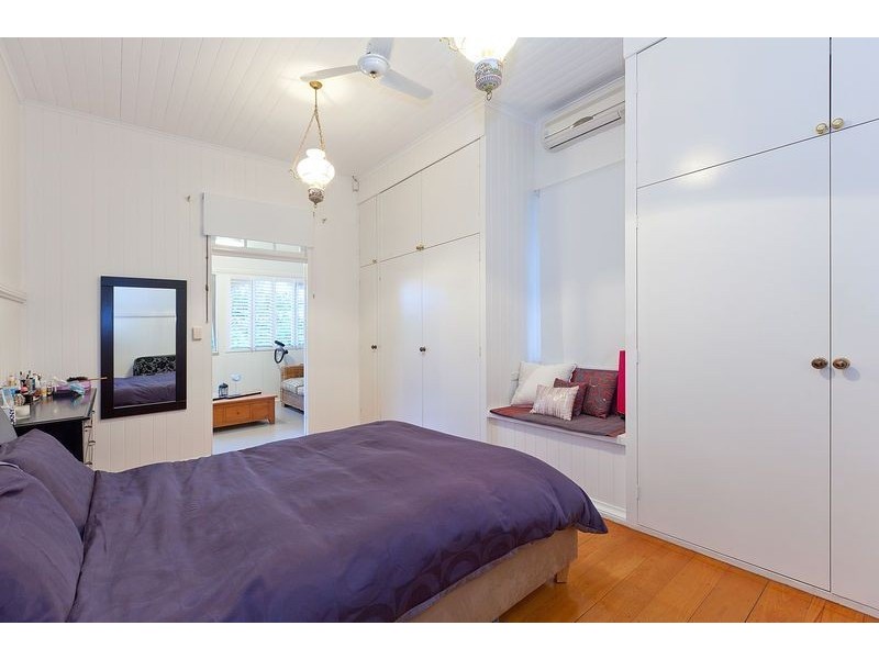 29 Hilton Street, East Brisbane QLD 4169