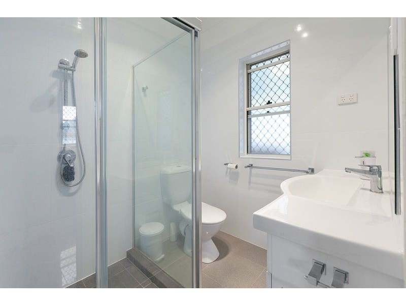 2/16 Narela Street, Cannon Hill QLD 4170