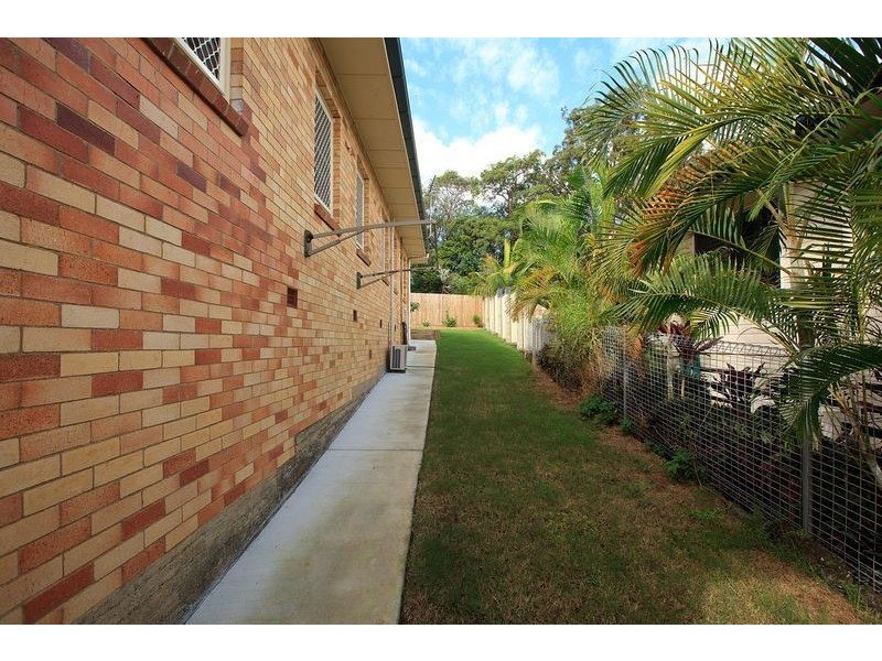 2/16 Narela Street, Cannon Hill QLD 4170