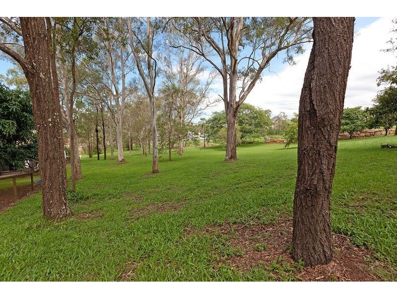 326 Millers Road, Underwood QLD 4119