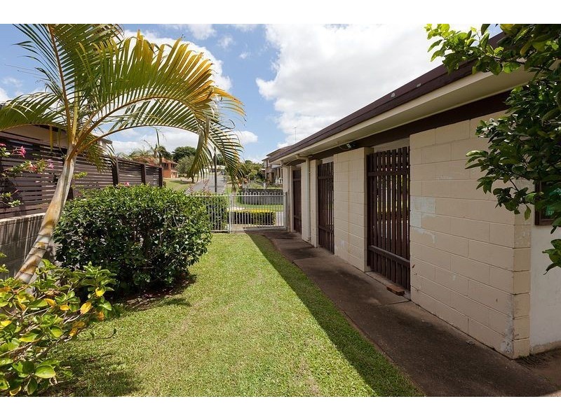 97 Greenmeadow Road, Mansfield QLD 4122