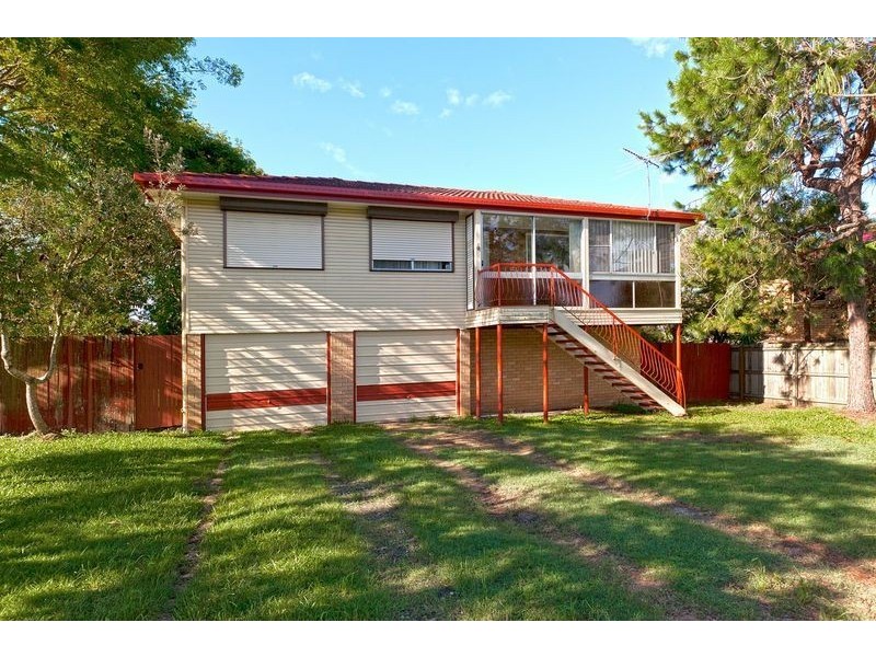 30 Jayben Street, Wynnum West QLD 4178