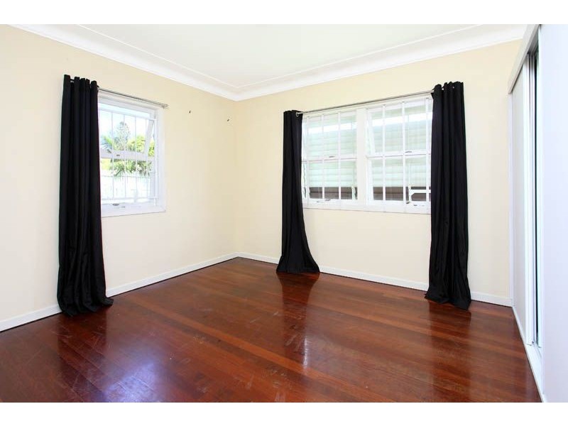 1 Fitzgerald Street, Morningside QLD 4170