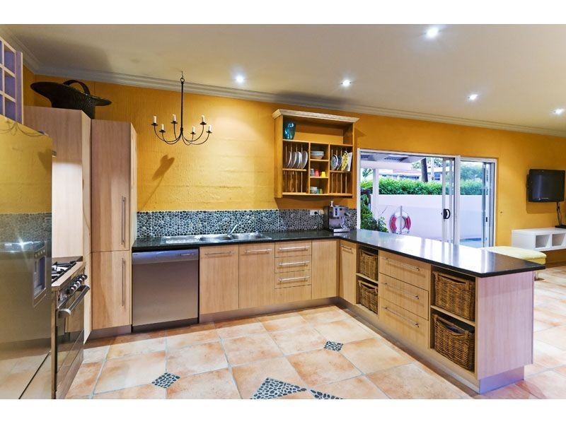 103 Quay Street, Bulimba QLD 4171