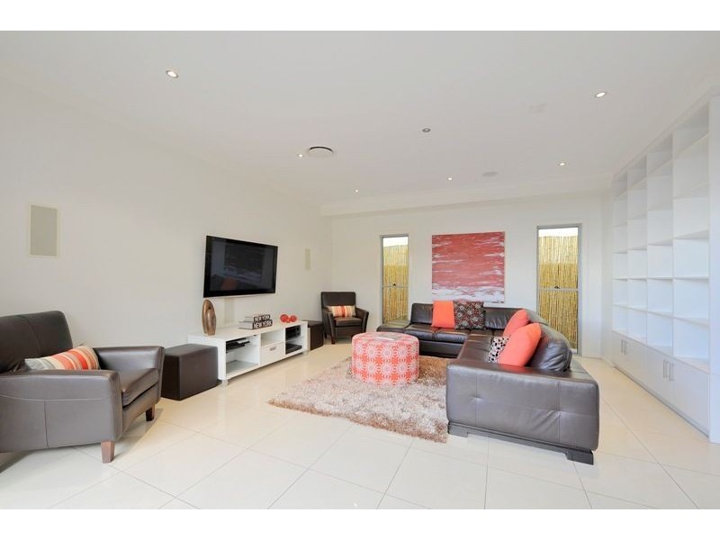 8 Riverbend Place, Bulimba QLD 4171