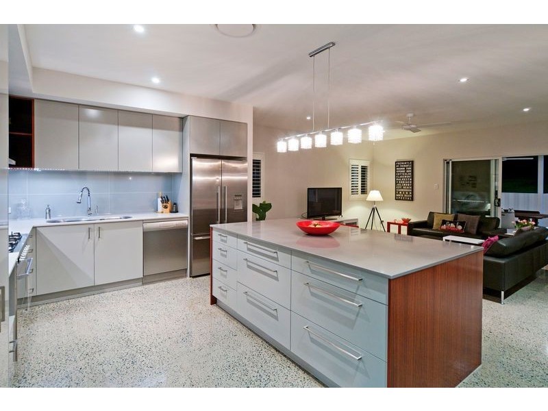 198 Brisbane Street, Bulimba QLD 4171