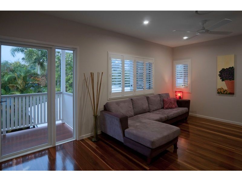 198 Brisbane Street, Bulimba QLD 4171