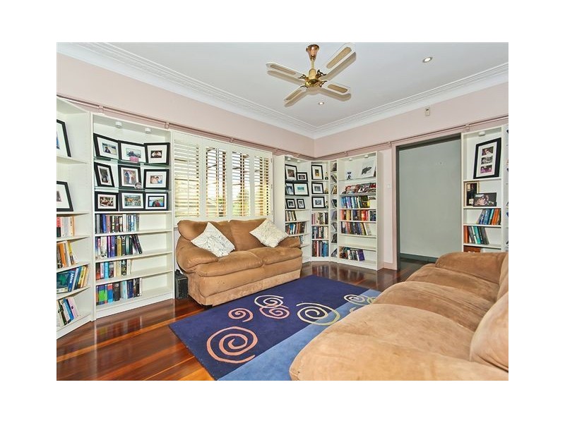 58 Quirinal Crescent, Seven Hills QLD 4170