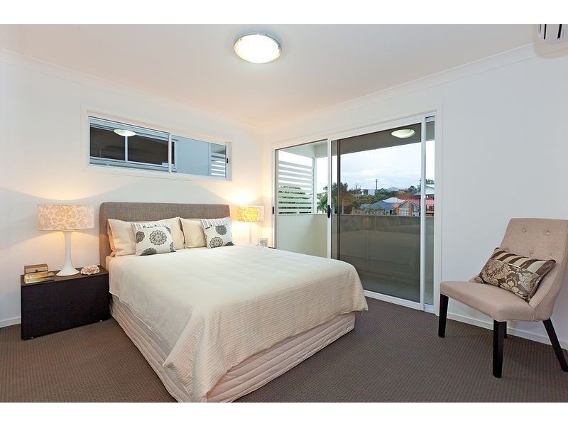 1-10/61 Prout Street, Camp Hill QLD 4152