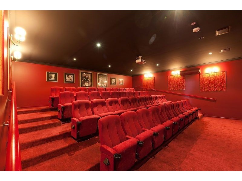 106/2 Ford Court, Carindale QLD 4152