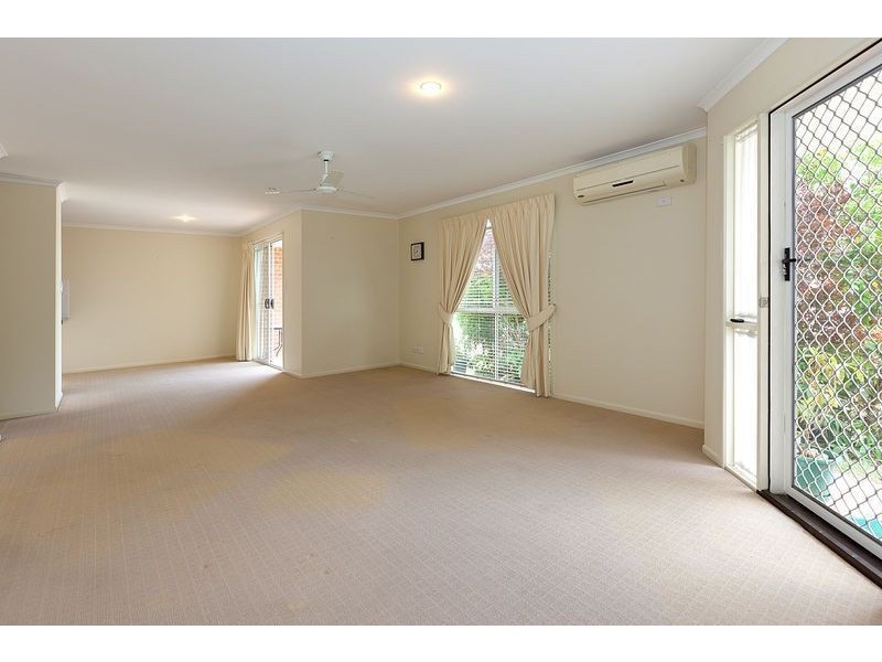 106/2 Ford Court, Carindale QLD 4152