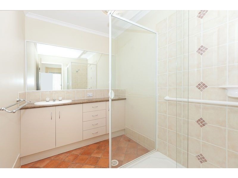 106/2 Ford Court, Carindale QLD 4152