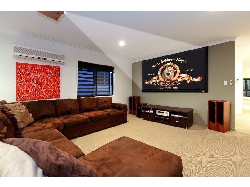 48 Skirving Street, Morningside QLD 4170