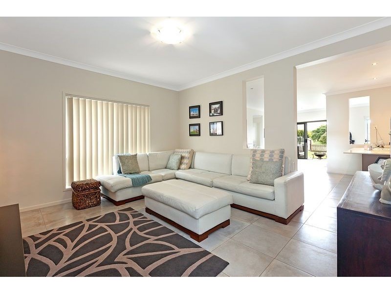 62 Grenade Street, Cannon Hill QLD 4170