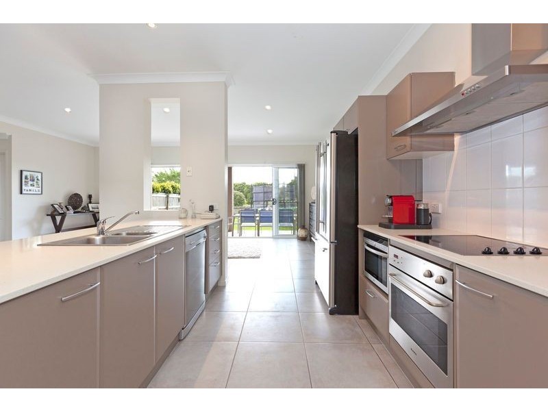 62 Grenade Street, Cannon Hill QLD 4170